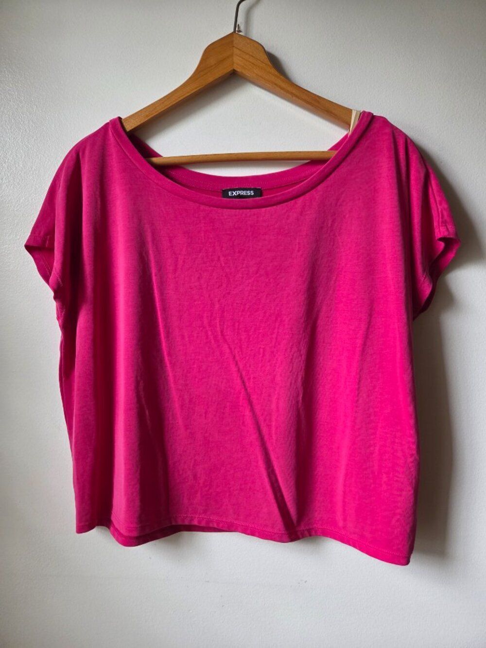 EUC EXPRESS PINK BOXY CAP SLEEVES OVERSIZED TEE SIZE SMALL